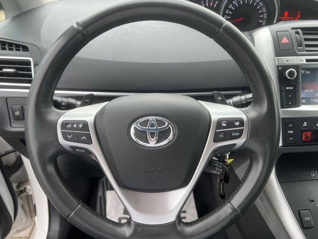 Toyota Verso  SkyView Edition