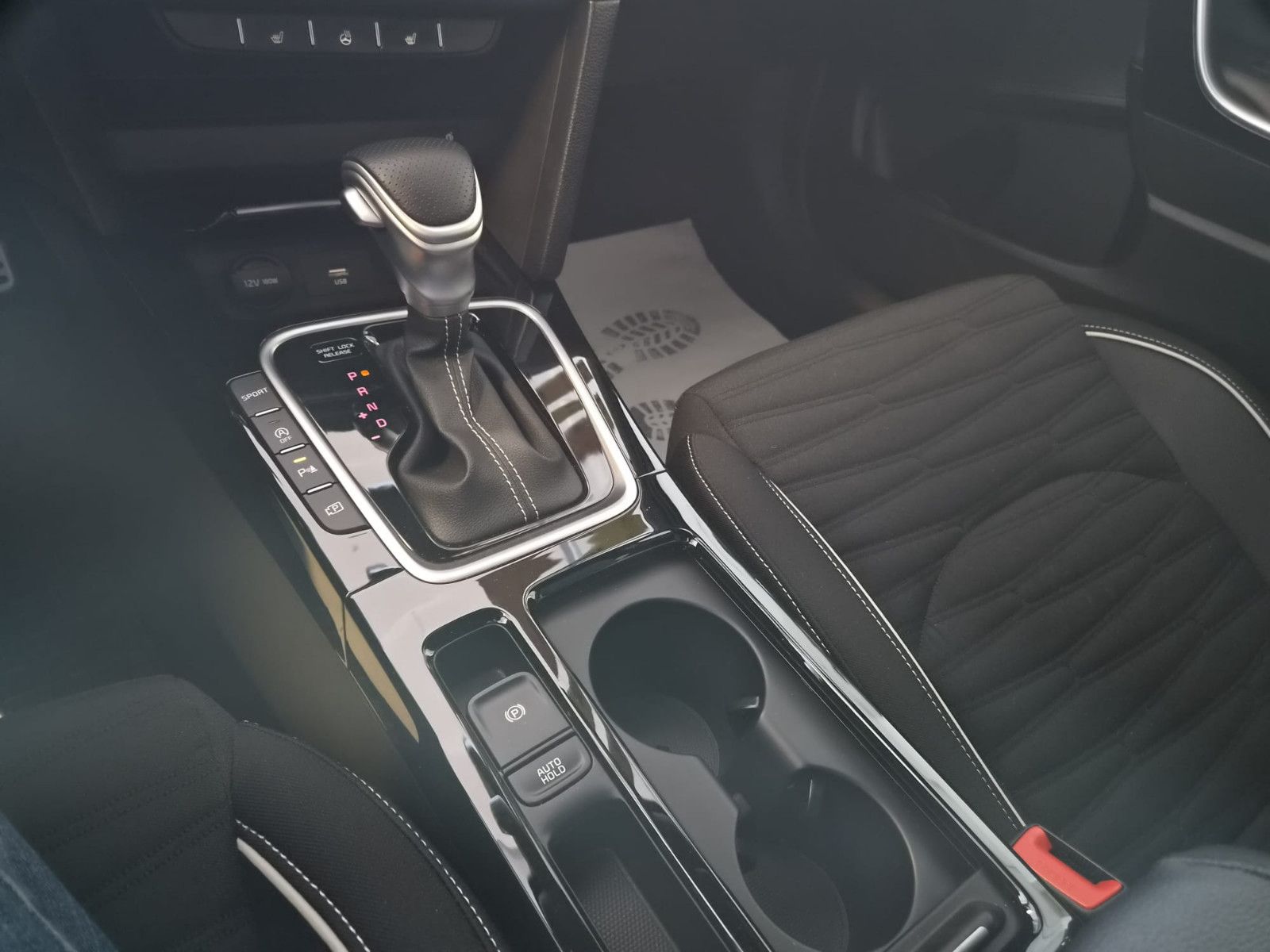 Fahrzeugabbildung Kia cee'd / Ceed 1.5 T-GDI DCT GT-line SW
