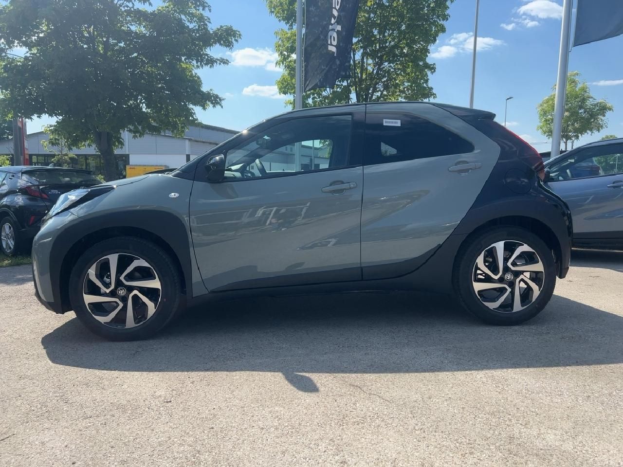 Fahrzeugabbildung Toyota AYGO X Teamplayer 5 M/T