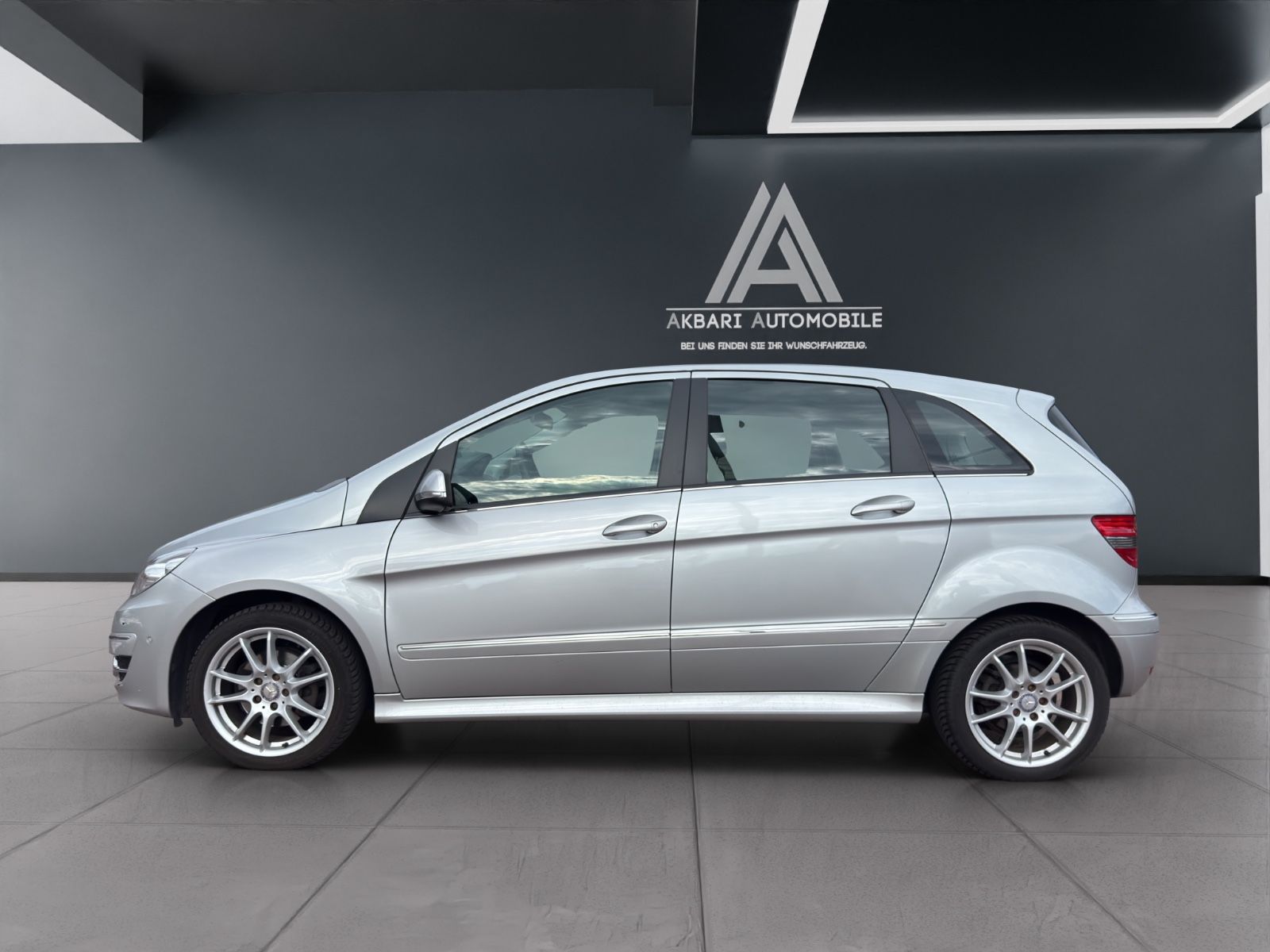 Fahrzeugabbildung Mercedes-Benz B 200 Sport Edition*2*Hand**TÜV*Neu*Automatik
