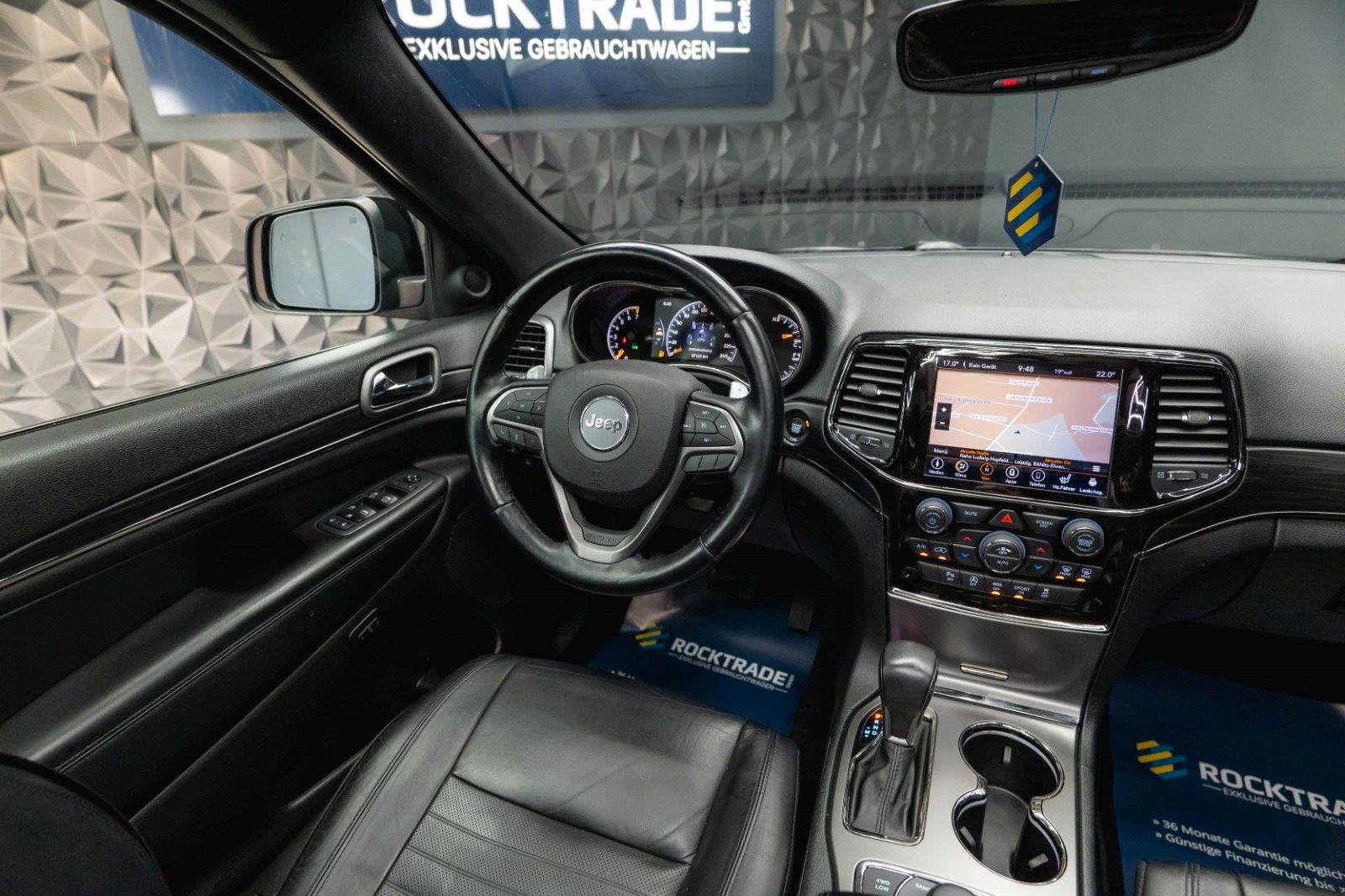 Fahrzeugabbildung Jeep Grand Cherokee 3.6 4x4 LIMITED X *Pano*LED*19%*
