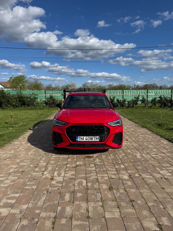 Image of Audi RSQ3