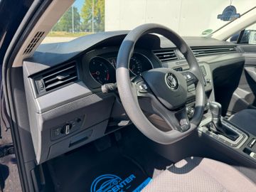 Volkswagen Passat Variant - 11