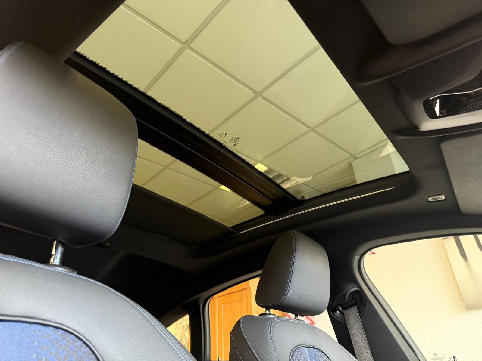 Fahrzeugabbildung BMW 220i Gran Coupe xDrive M Sport/1. Hand / KAMERA