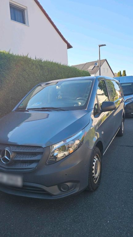 Image of Mercedes-Benz Vito