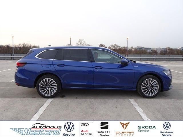 Fahrzeugabbildung SKODA Superb Combi L&K 1.5l TSI iV 110kW Matrix HuD Na