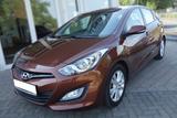 Hyundai i30 Teilleder.Lenkradheiz.1 Hd.Nur 54TKM.Wie Neu - Hyundai i30 aus 2012