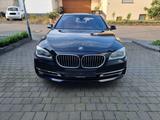 BMW 750i xDrive *PRIVATVERKAUF*TOP ZUSTAND* - : Privatverkauf