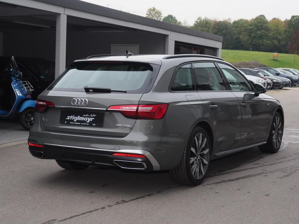 Audi A4 Avant S line 30 TDI S tronic Alu-18` foto 2