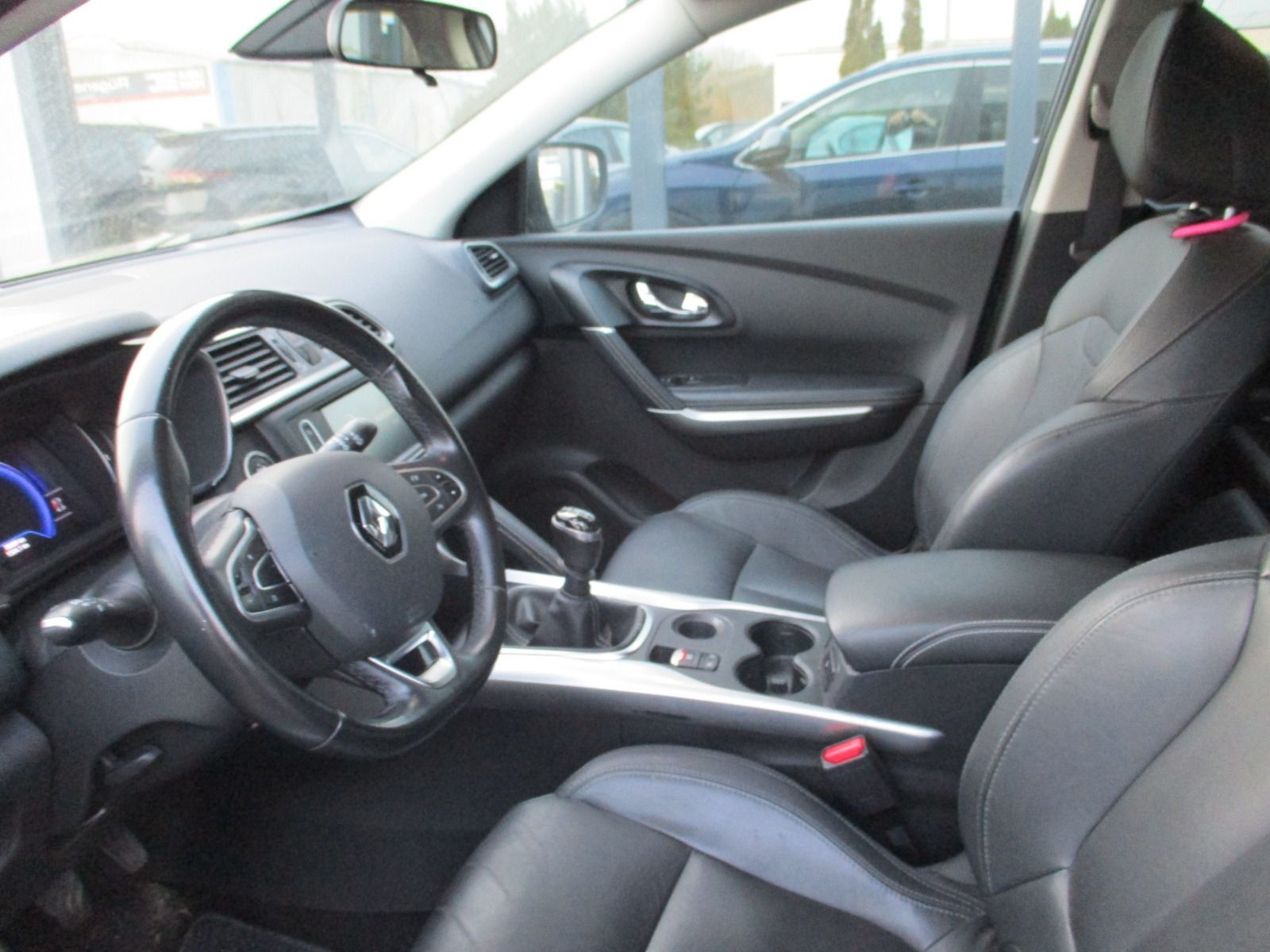 Fahrzeugabbildung Renault KADJAR 1.2 LED / Sitzhg. / RF Kamera