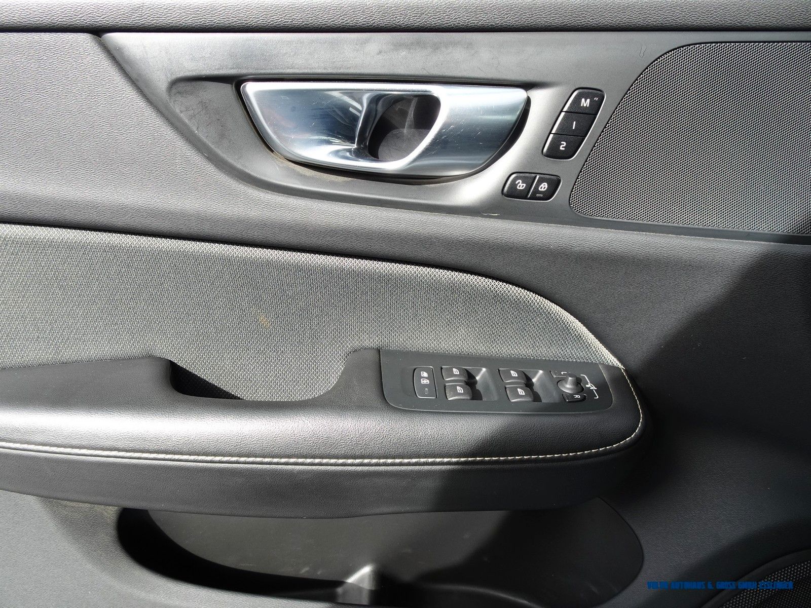 Volvo V60 Cross Country foto 9