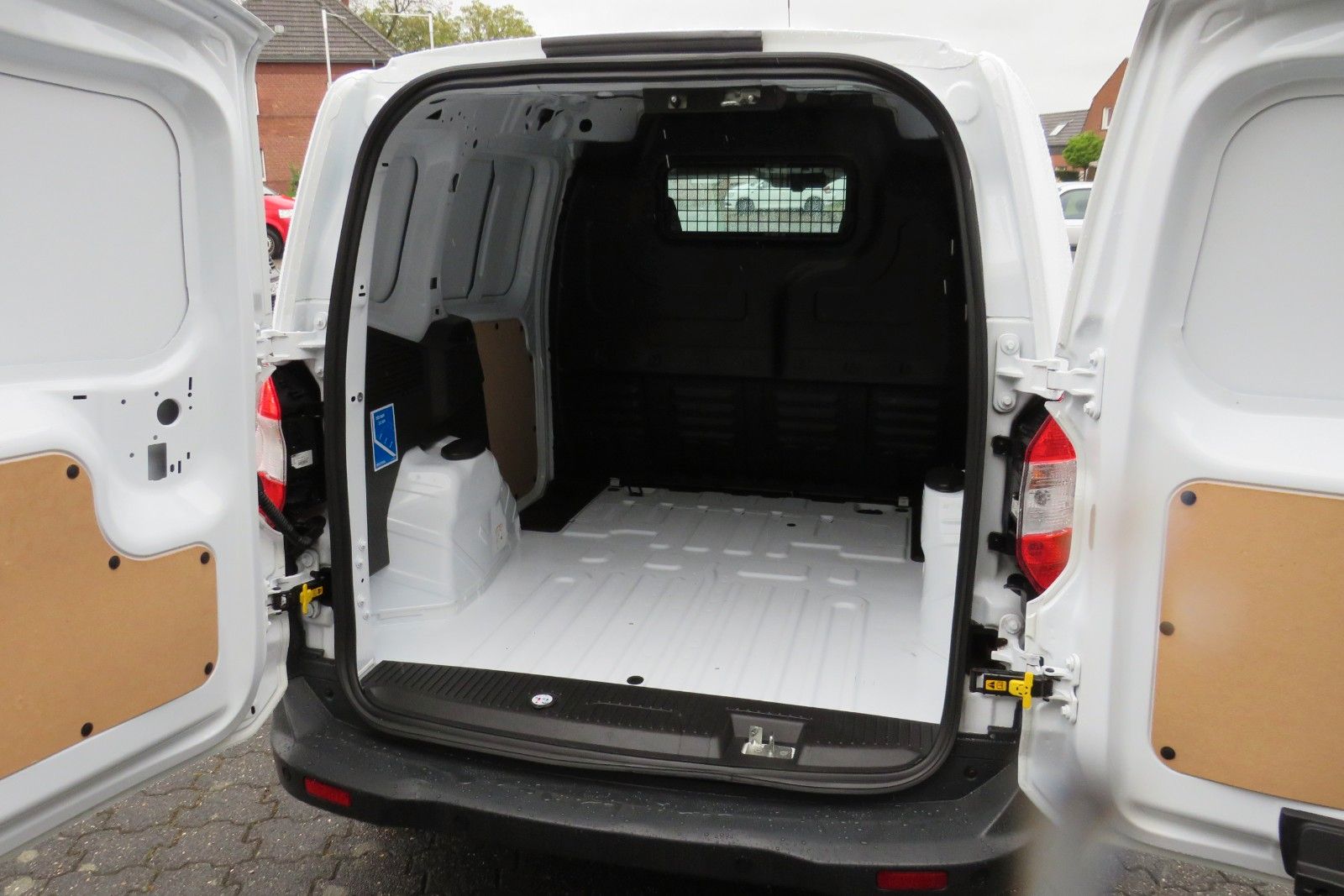Fahrzeugabbildung Ford Transit Courier TREND NAVI SCHECKHEFT 1.HD