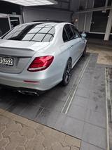 Mercedes-Benz Mercedes-AMG E 63 S 4MATIC+ Autom. MB Garantie 
