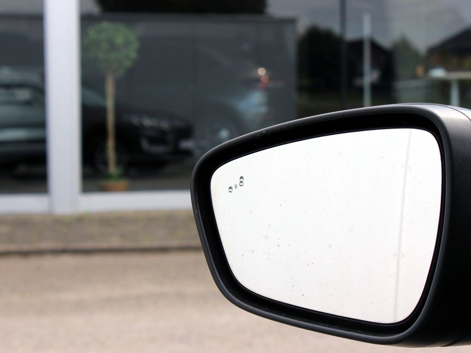 Fahrzeugabbildung Ford Kuga Titanium X 2,0 EcoBlue Start/Stopp