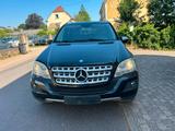 Mercedes-Benz ML 300 ML ML 300 CDI BlueEfficiency 4Matic SPORT - Mercedes ML 300 mit Schiebedach