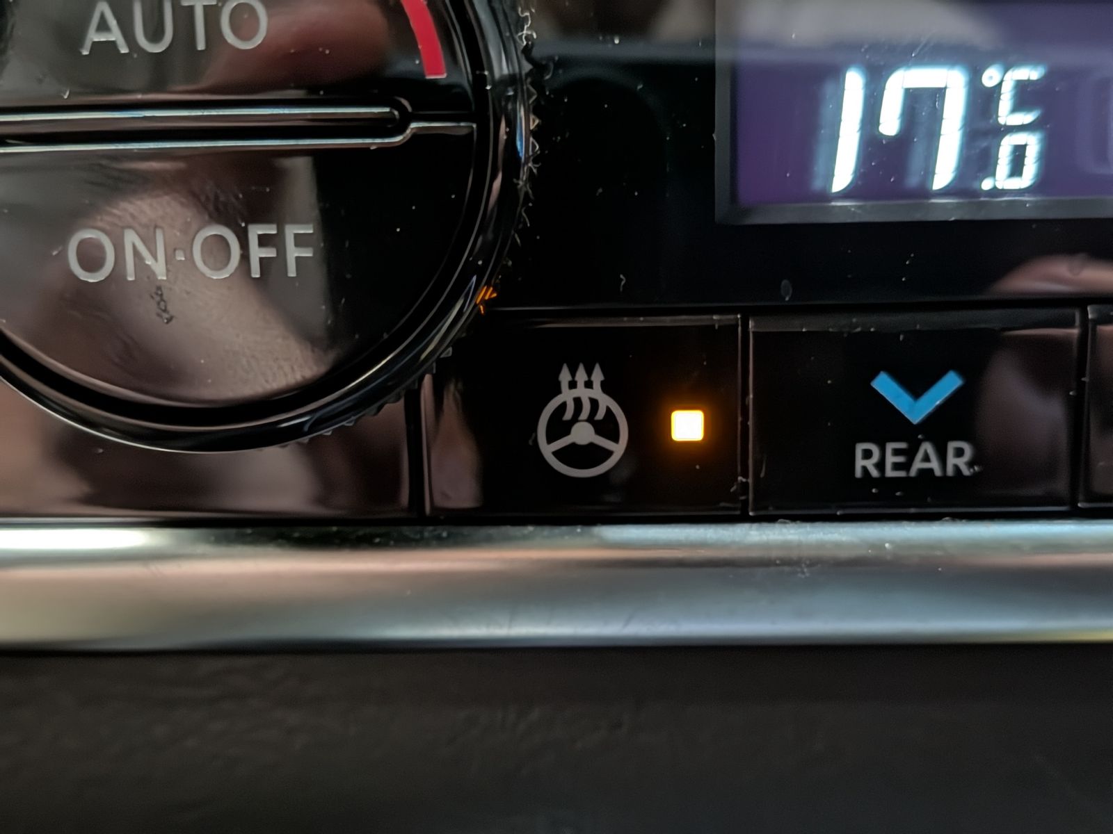 Fahrzeugabbildung Nissan X-Trail 1.5 e-Power e-4 Tekna Bose HUD LED+ 20"
