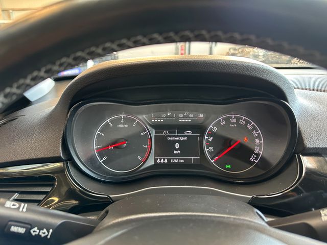 MYAUTOCENTER – Gebraucht- und Jahreswagen mit Werkstattservice in Pfaffenhofen Opel Corsa E Active *TÜV 1027*Klima*Sitzh*