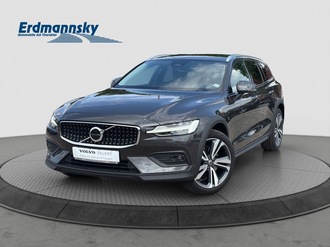 Volvo V60 B4 Cross Country Ultimate AWD/AHK/Pano/StHz