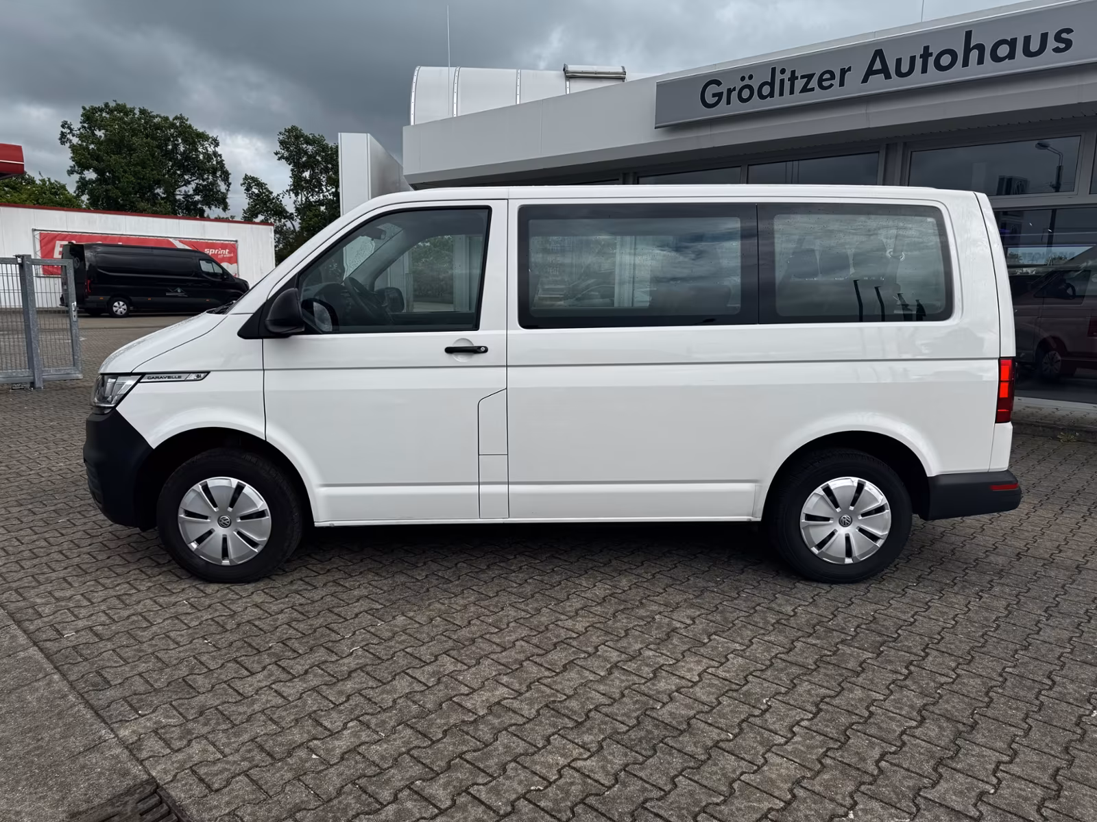 Volkswagen T6.1 Caravelle Trendline 2,0 TDI Klima|9-sitze