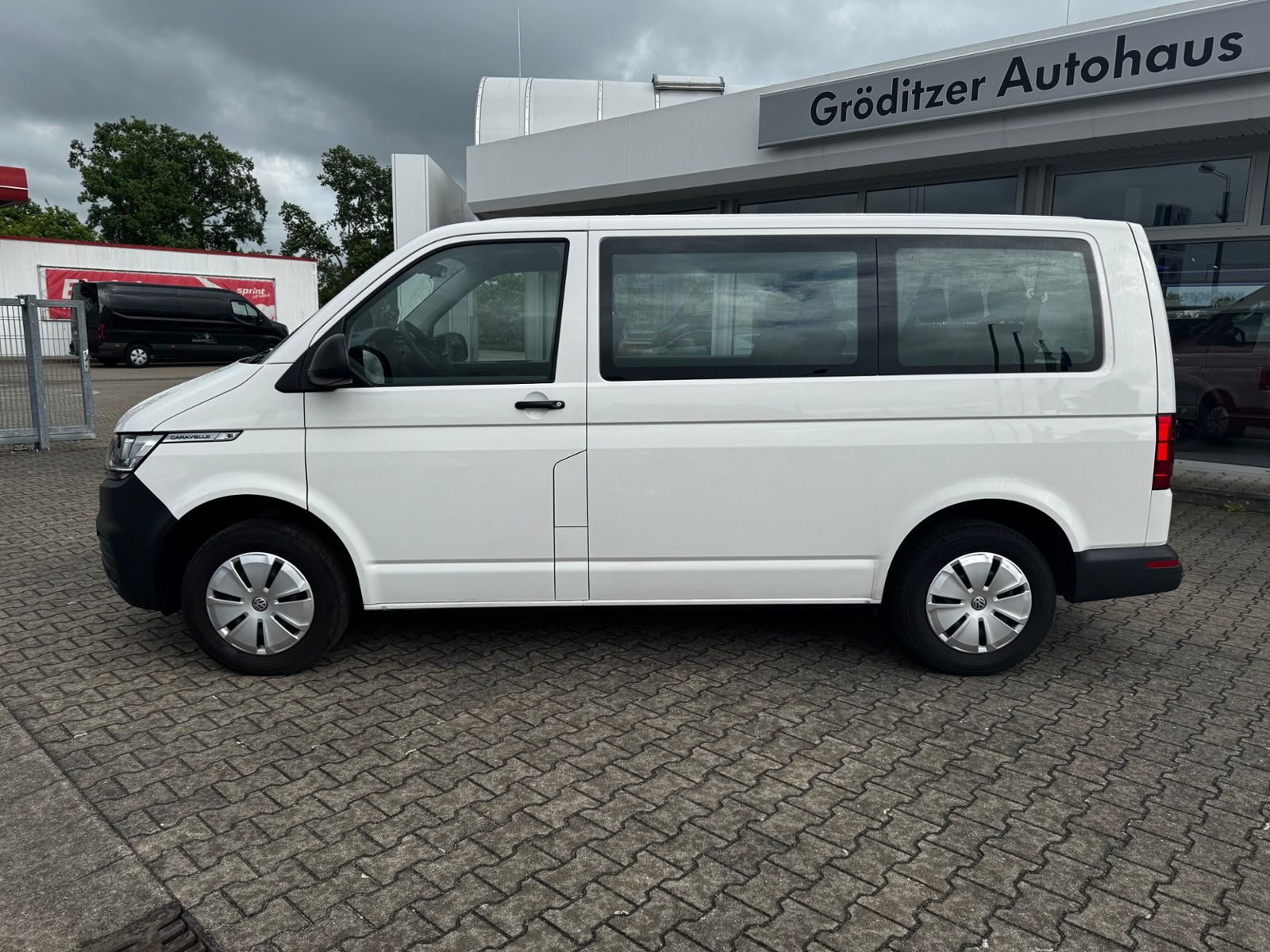 Volkswagen Caravelle T6.1  Trendline 2,0 TDI Klima+|9-Sitze imagem 3