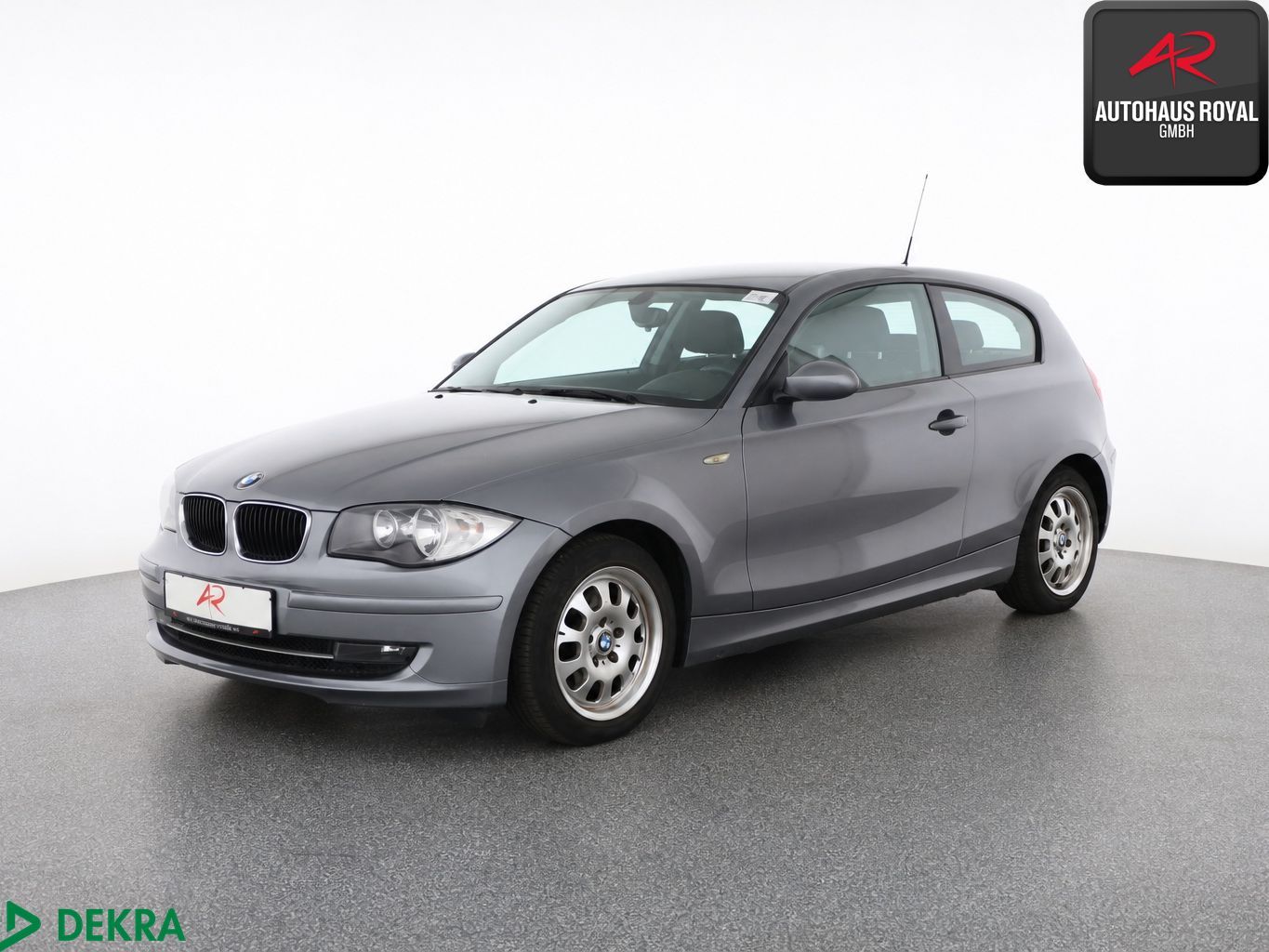 BMW 118 d ADVANTAGE PAKET SITZHEIZUNG,METALLIC,PDC