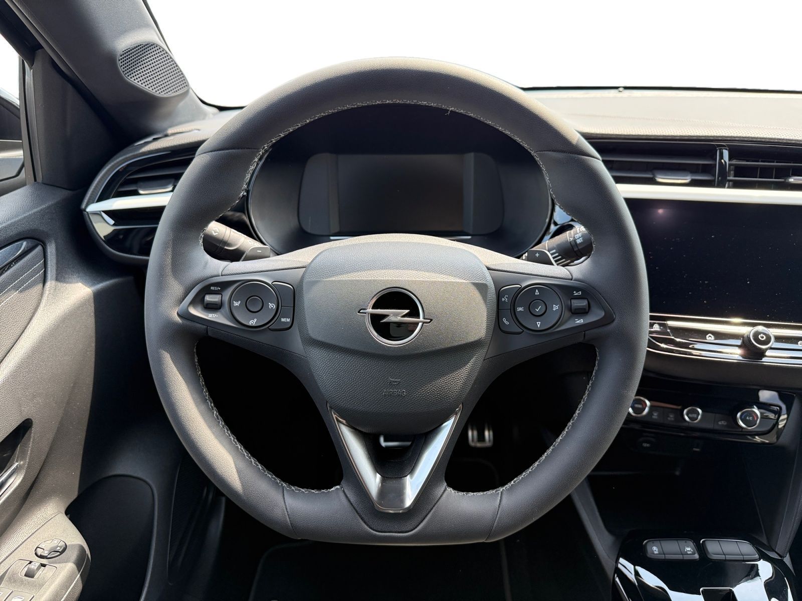 Fahrzeugabbildung Opel Corsa F 1.2 Turbo GS PANO RFK IntelliLux