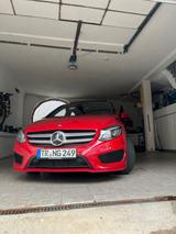 Mercedes-Benz Mercedes B 220 4 Matic AMG Line. 