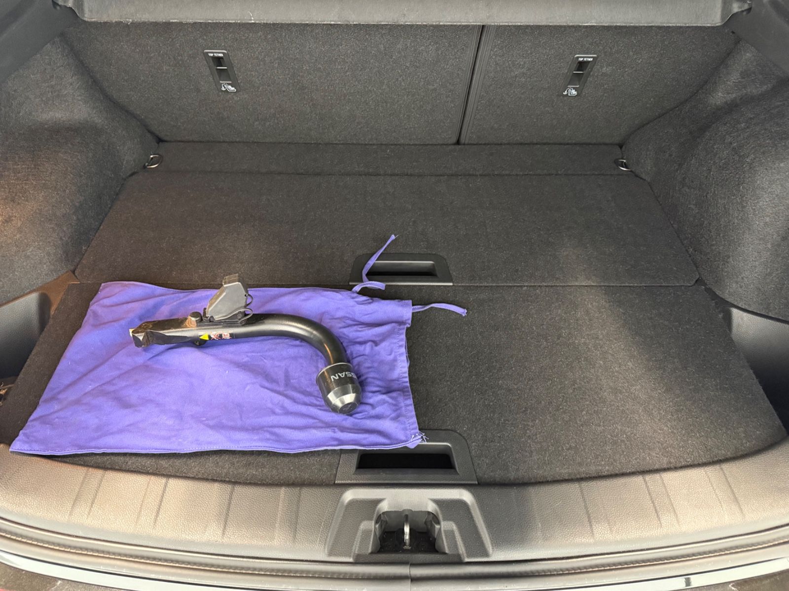 Fahrzeugabbildung Nissan Qashqai Tekna Safety-Shield-Paket 360°