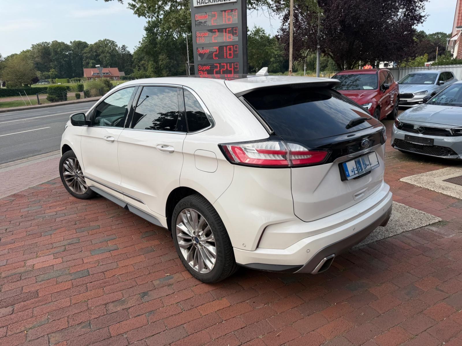 Ford Edge Vignale 4x4 Pano+AHK+Sthzg.+1.Hd+LED+RFK