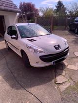 Peugeot 206+ - Peugeot 206 mit Anhängerkupplung