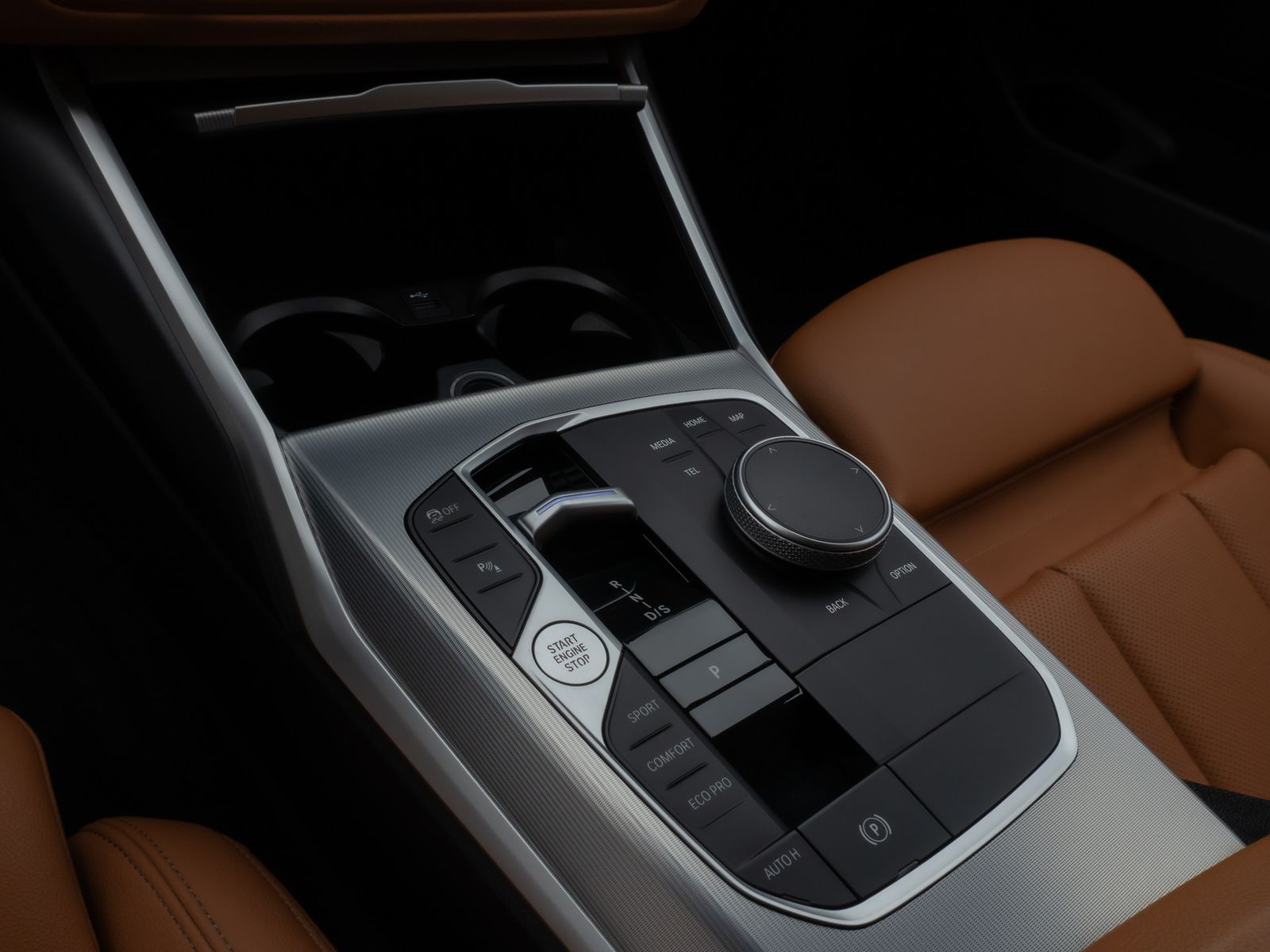 Fahrzeugabbildung BMW 320d Individual DAB HiFi Leder AHK Alarm Sport