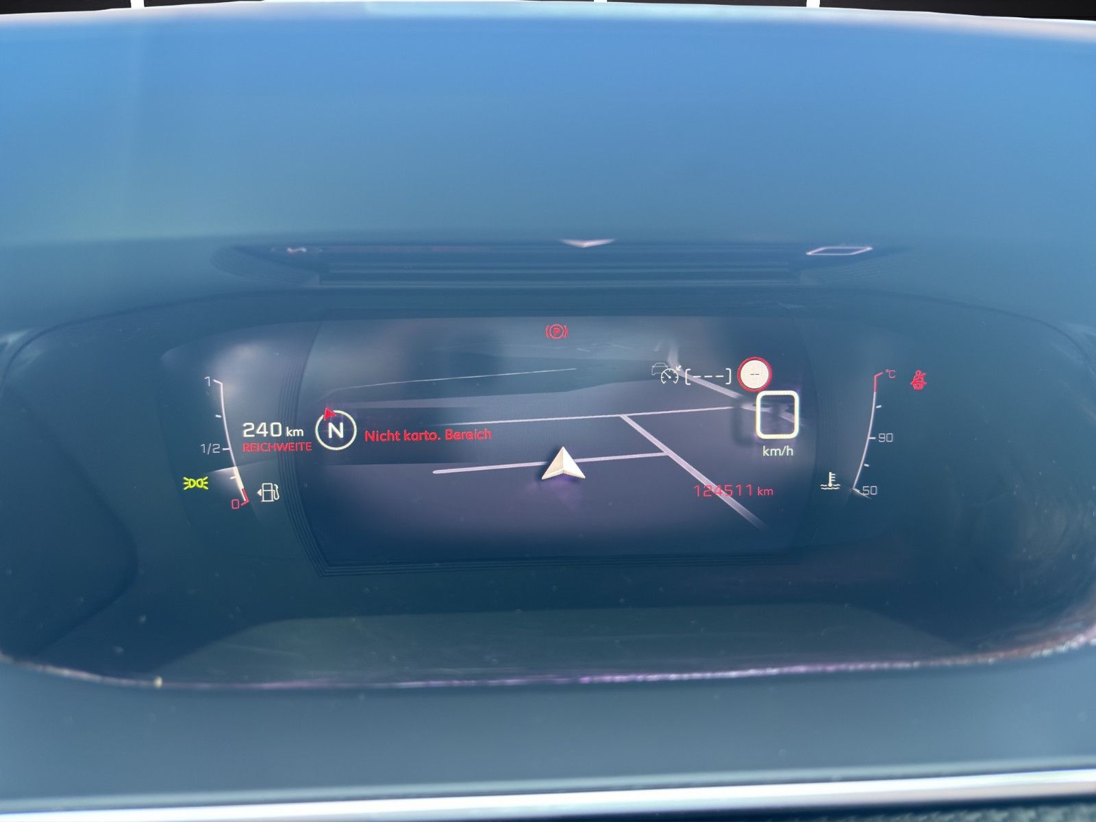 Fahrzeugabbildung Peugeot 2008 GT*ACC*Kamera*LED*Ambiente*Navi*