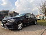 Mercedes-Benz A 180 A -Klasse BlueEf. TEMP/SHZ/NAVI/PDC - Mercedes-Benz A 180 in Lübeck