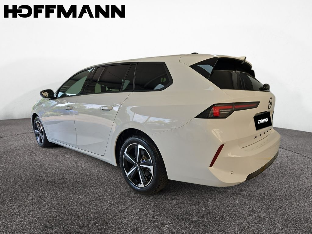 Fahrzeugabbildung Opel Astra Sports Tourer 1.2 Turbo Automatik GS Navi