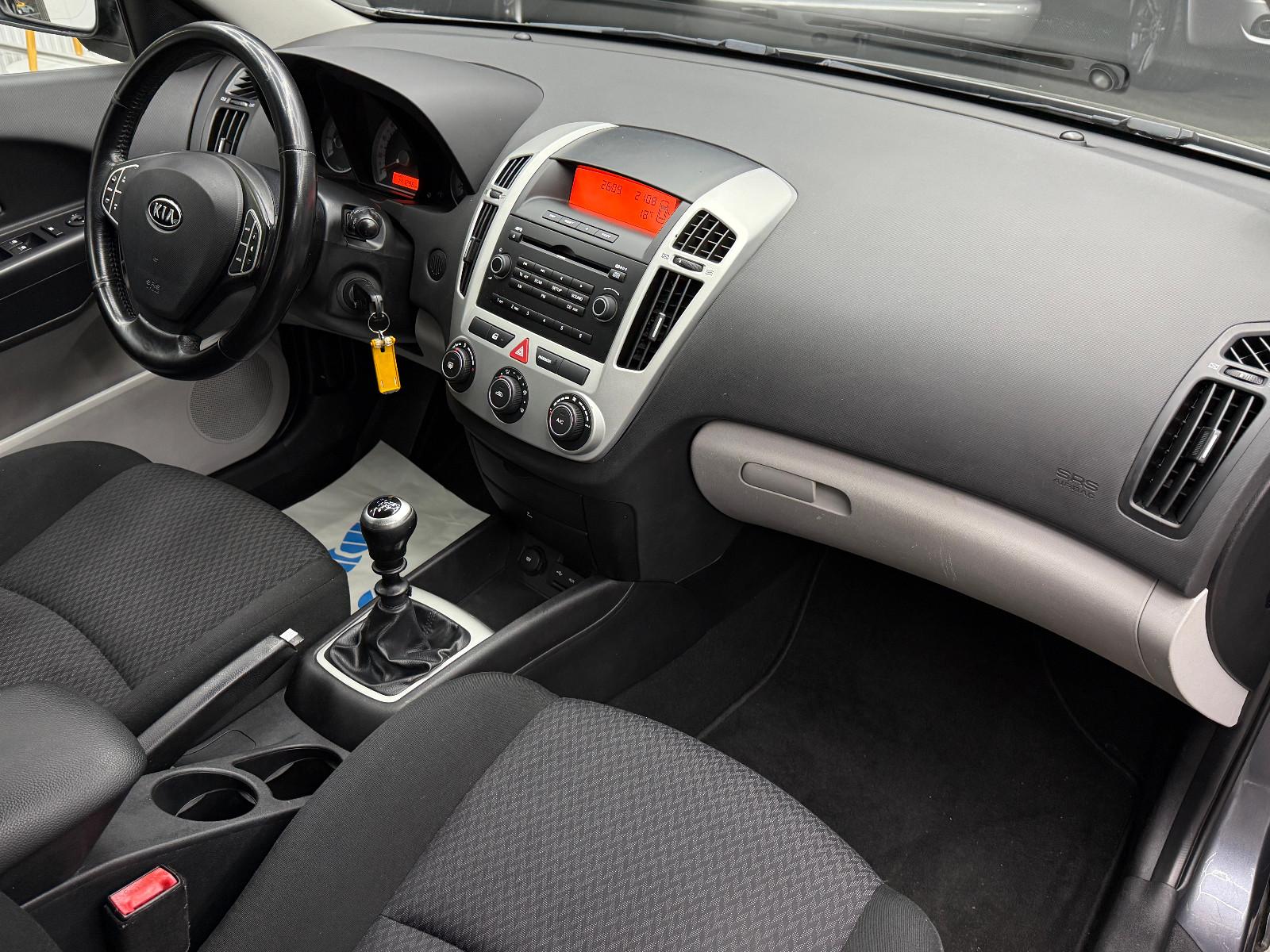 Kia cee'd Sportswagon EX 1.4 / Klimaanlage