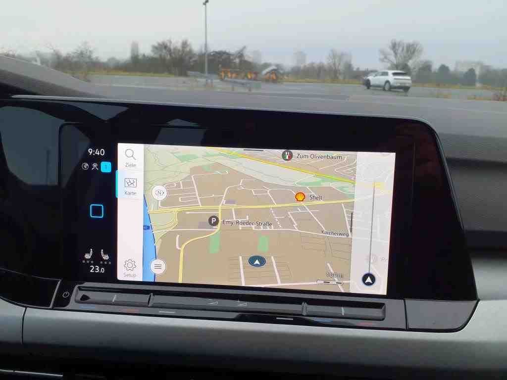 Fahrzeugabbildung Volkswagen Golf Variant Life eTSI DSG *Navi*PDC**LED*ACC*