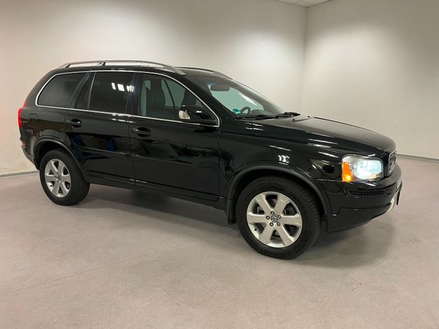 Volvo XC90 D5 AWD Momentum*7-Sitze/Leder/Xenon