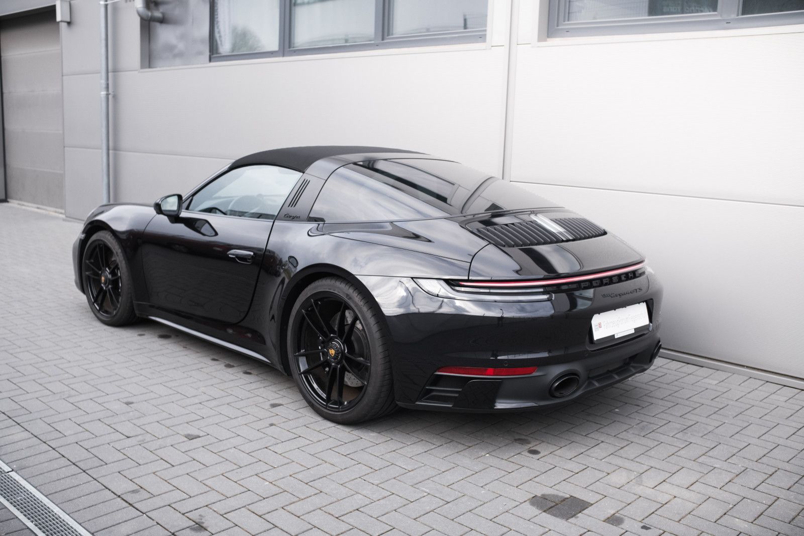 Fahrzeugabbildung Porsche 992/911 Targa 4 GTS-Lift-Inno-Burm.-Nachtsicht