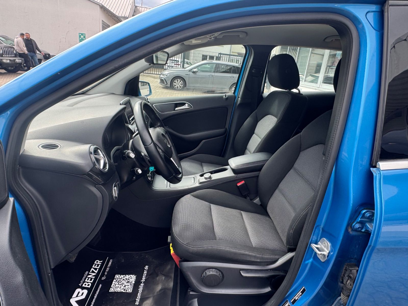 Fahrzeugabbildung Mercedes-Benz B 180 CDI/Edition E/Navigation/SHZ/MFL/ALU/