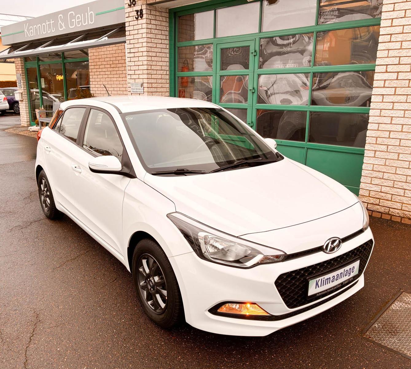 Hyundai i20 YES! *sehr gepflegt*