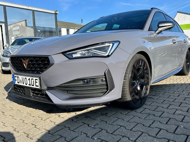 Cupra Leon Sportstourer VZ e-Hybrid 180