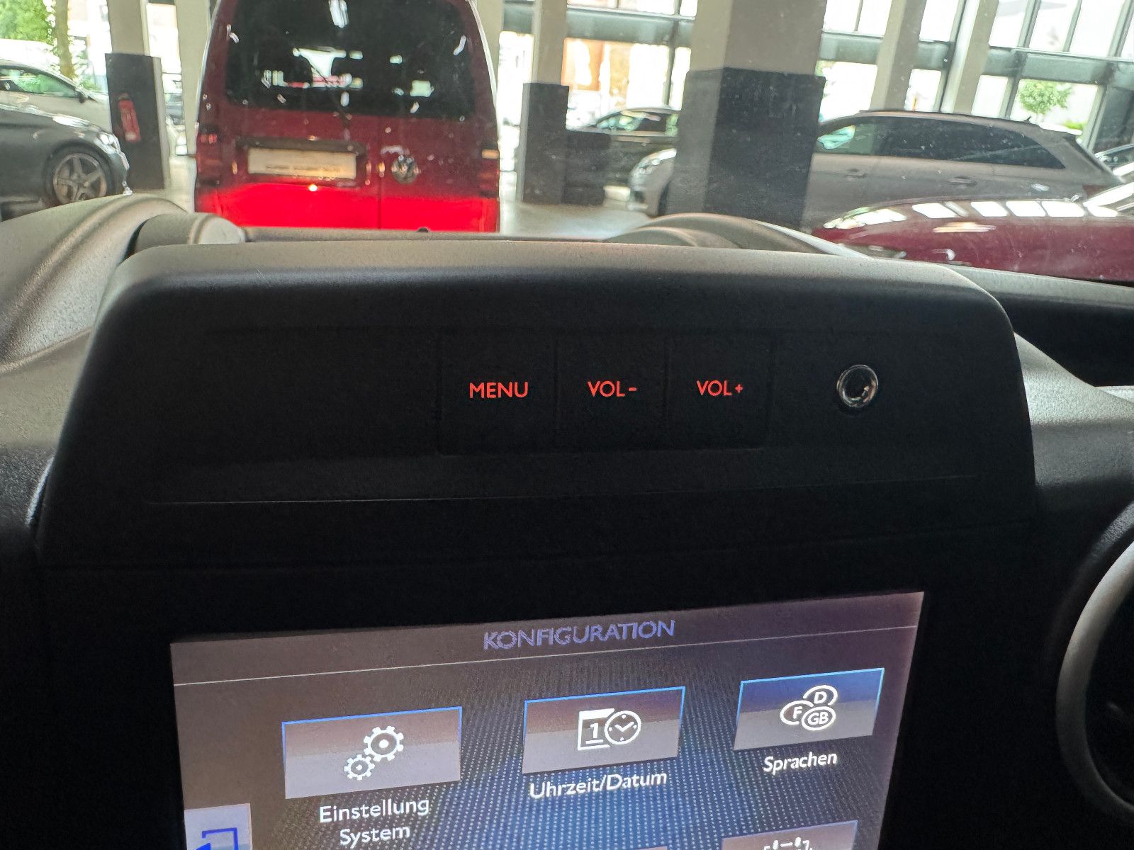 Fahrzeugabbildung Peugeot Partner Tepee 1.6 HDI ALLURE PDC SHZ KLIMA 2HAND