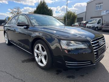 2011 AUDI A8 — фото 3