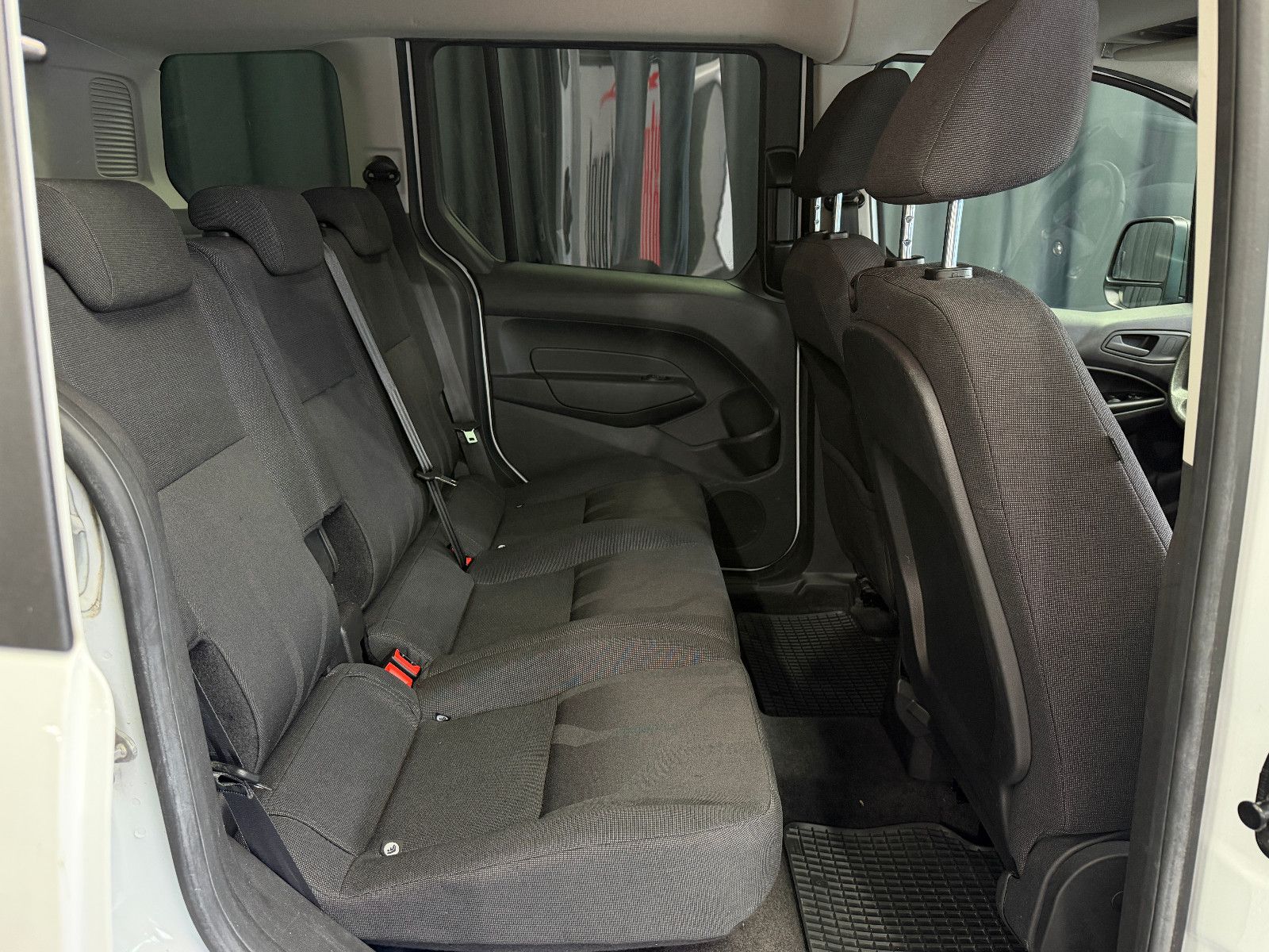 Fahrzeugabbildung Ford Tourneo Connect Trend|KLIMA|PDC