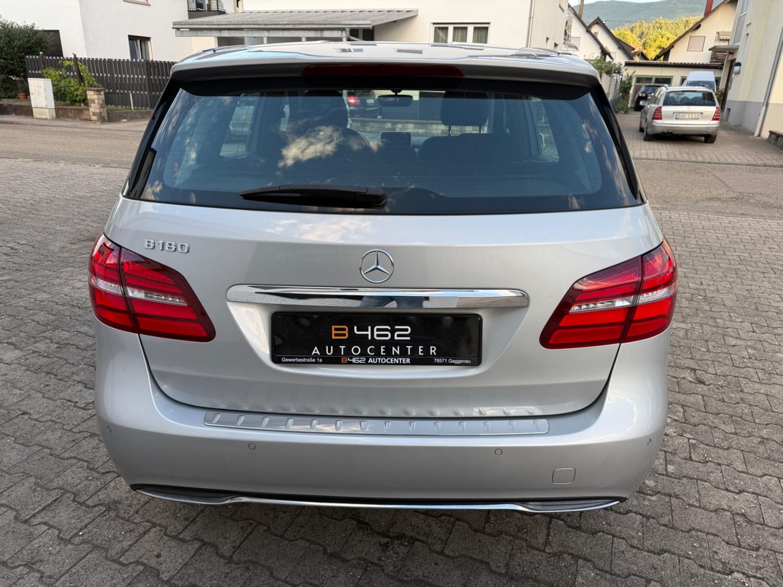 Mercedes-Benz B 180 BlueEfficiency Edition *82tkm* LED Shzg
