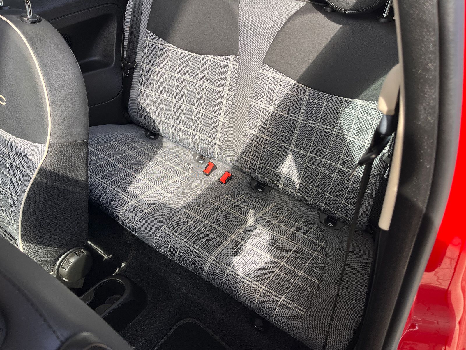 Fahrzeugabbildung Fiat 500C Cabrio  Lounge