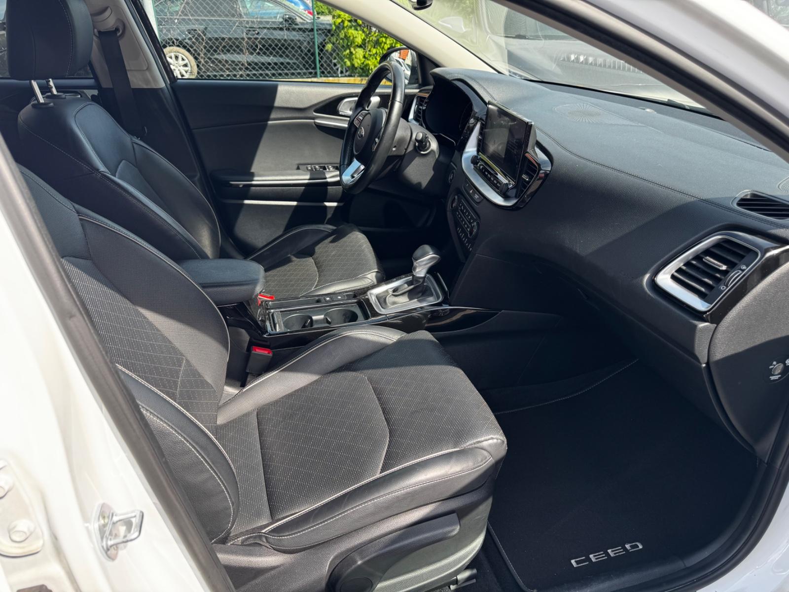 Kia cee'd Sportswagon GT Line Leder Pano VOLL