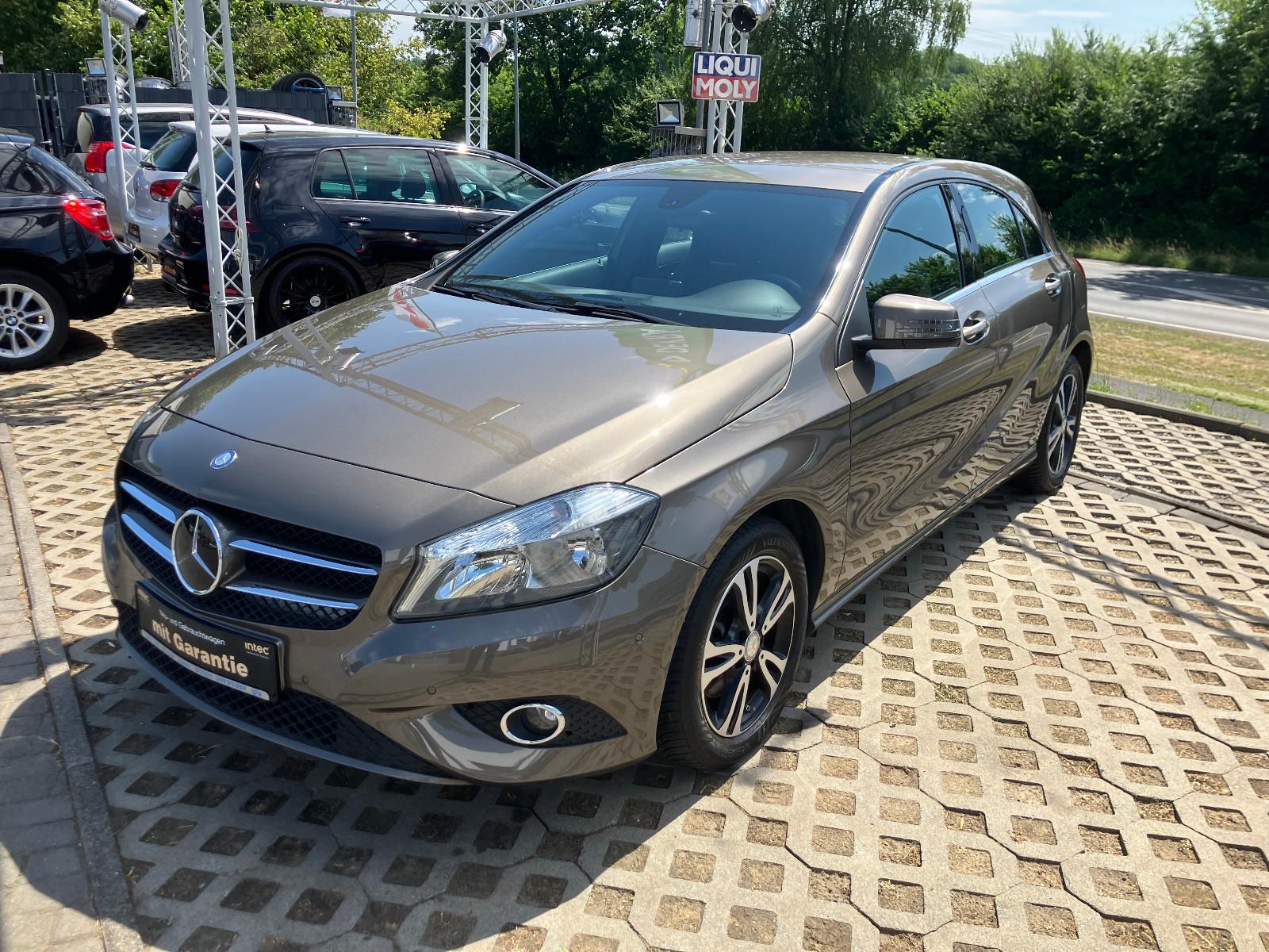 Mercedes-Benz A 180 A A 180 BlueEfficiency