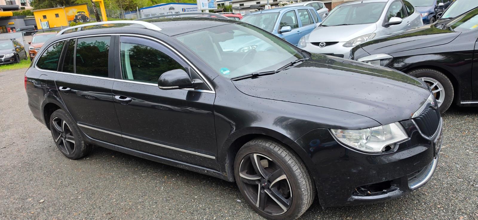 Skoda Superb Combi Elegance 4x4** 2.0Tdi