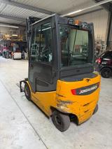 Jungheinrich 425k 370ZT 2. T Hubkraft - Angebote